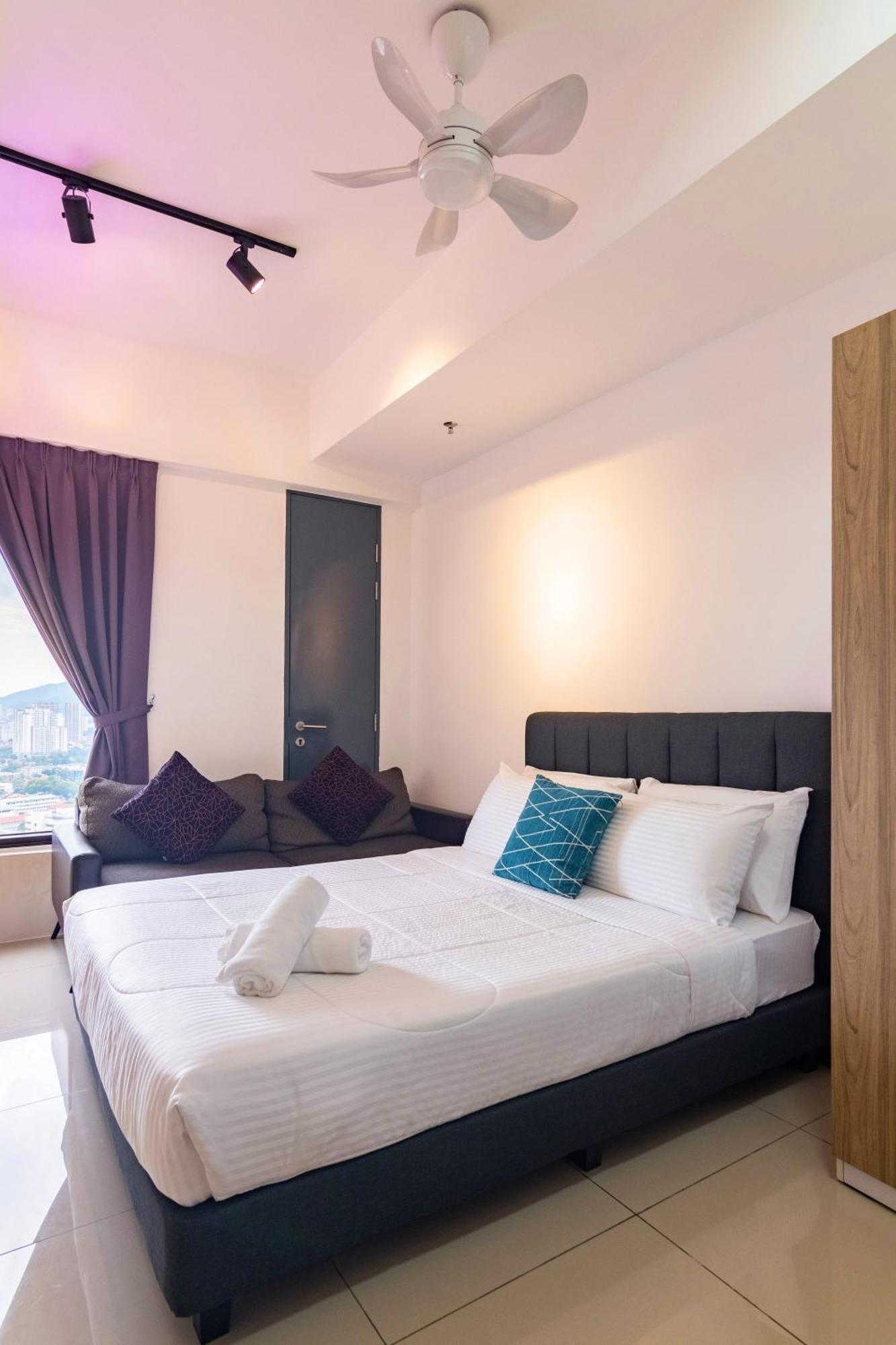 Tropicana 218 Macalister X Airlevate Apartment